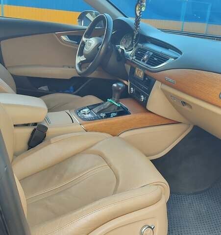 Синій Ауді A7 Sportback, об'ємом двигуна 2.77 л та пробігом 180 тис. км за 13700 $, фото 11 на Automoto.ua