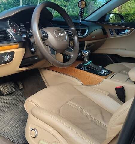 Синій Ауді A7 Sportback, об'ємом двигуна 2.77 л та пробігом 180 тис. км за 13700 $, фото 13 на Automoto.ua