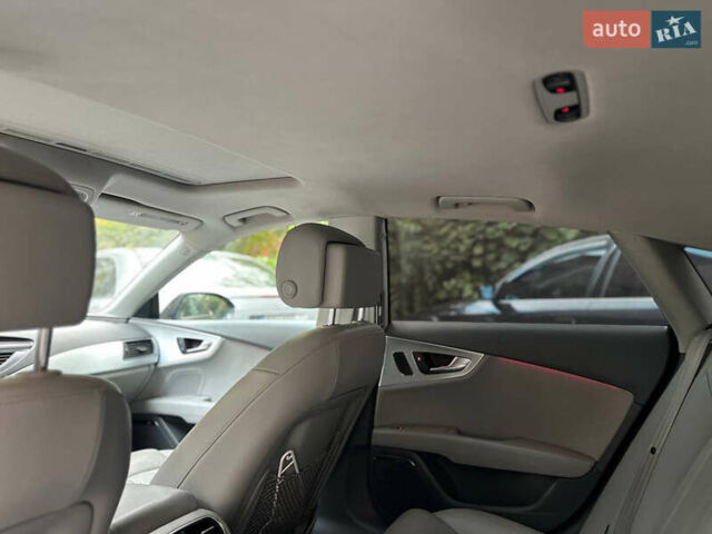 Синій Ауді A7 Sportback, об'ємом двигуна 3 л та пробігом 218 тис. км за 15500 $, фото 3 на Automoto.ua