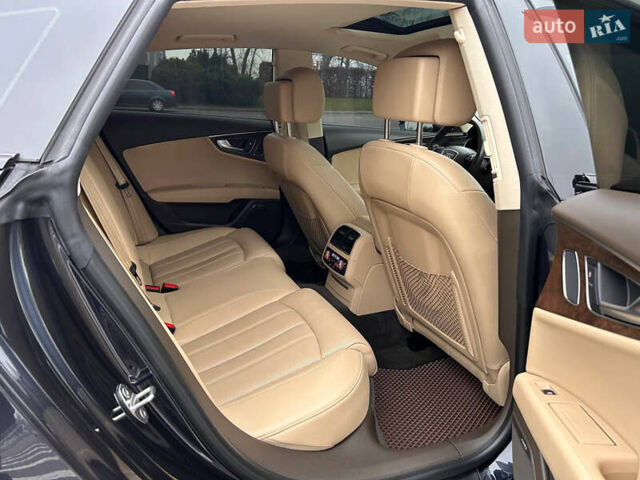 Синий Ауди A7 Sportback, объемом двигателя 2.97 л и пробегом 130 тыс. км за 20550 $, фото 65 на Automoto.ua