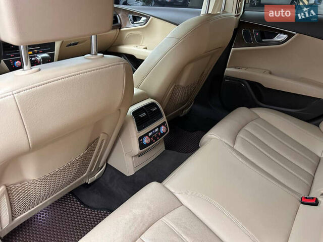 Синий Ауди A7 Sportback, объемом двигателя 2.97 л и пробегом 130 тыс. км за 20550 $, фото 59 на Automoto.ua