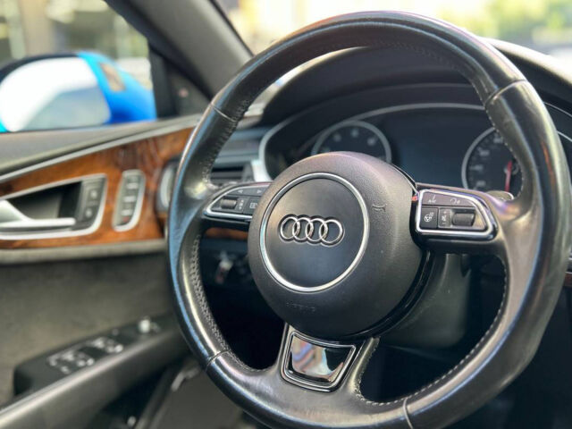 Синий Ауди A7 Sportback, объемом двигателя 3 л и пробегом 201 тыс. км за 19850 $, фото 11 на Automoto.ua