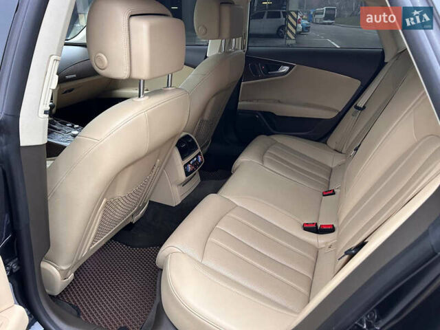 Синий Ауди A7 Sportback, объемом двигателя 2.97 л и пробегом 130 тыс. км за 20550 $, фото 58 на Automoto.ua