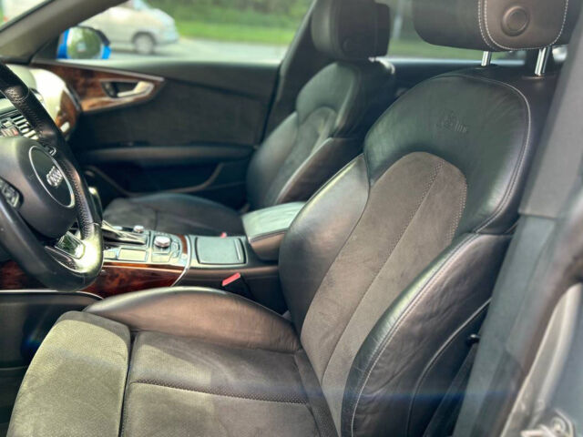 Синий Ауди A7 Sportback, объемом двигателя 3 л и пробегом 201 тыс. км за 19850 $, фото 8 на Automoto.ua