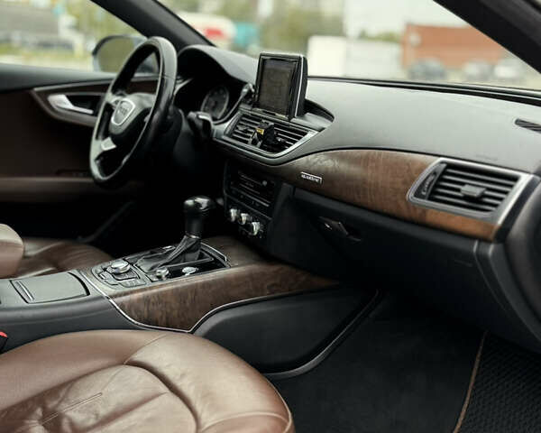 Синій Ауді A7 Sportback, об'ємом двигуна 3 л та пробігом 260 тис. км за 19300 $, фото 18 на Automoto.ua