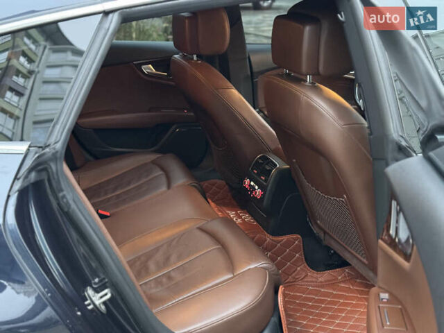 Синий Ауди A7 Sportback, объемом двигателя 3 л и пробегом 258 тыс. км за 21700 $, фото 11 на Automoto.ua