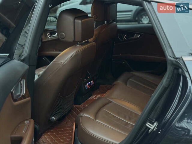 Синий Ауди A7 Sportback, объемом двигателя 3 л и пробегом 258 тыс. км за 21700 $, фото 12 на Automoto.ua
