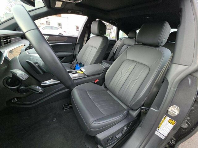 Зеленый Ауди A7 Sportback, объемом двигателя 0 л и пробегом 40 тыс. км за 24900 $, фото 5 на Automoto.ua