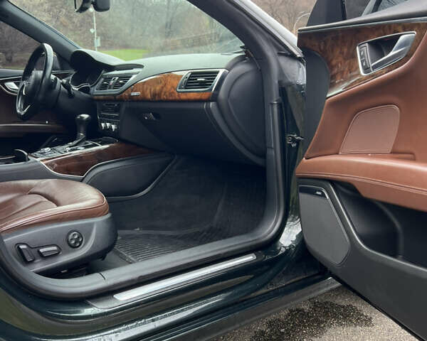 Зеленый Ауди A7 Sportback, объемом двигателя 3 л и пробегом 213 тыс. км за 21500 $, фото 16 на Automoto.ua