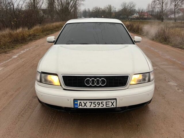 Белый Ауди А8, объемом двигателя 4.2 л и пробегом 432 тыс. км за 2900 $, фото 2 на Automoto.ua