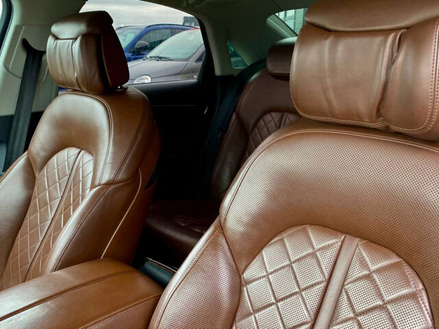Білий Ауді A8, об'ємом двигуна 3 л та пробігом 217 тис. км за 23300 $, фото 12 на Automoto.ua