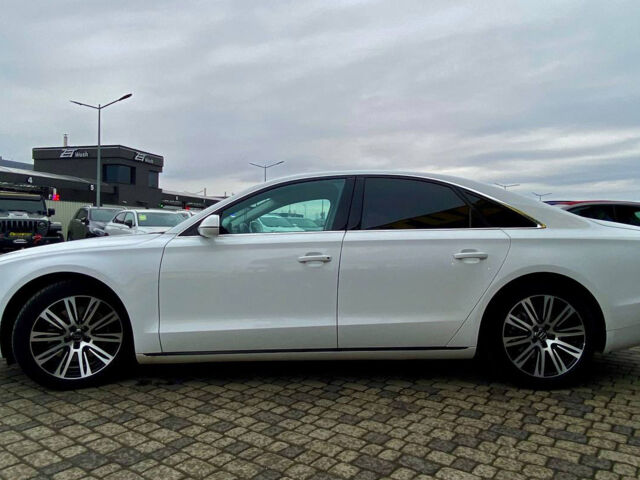 Білий Ауді A8, об'ємом двигуна 3 л та пробігом 217 тис. км за 23300 $, фото 3 на Automoto.ua