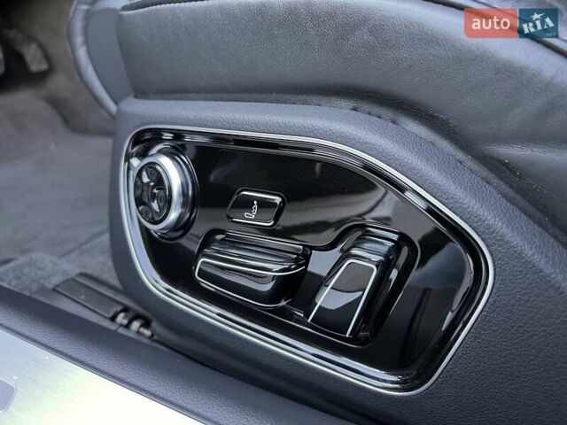 Белый Ауди А8, объемом двигателя 4.16 л и пробегом 114 тыс. км за 19900 $, фото 40 на Automoto.ua