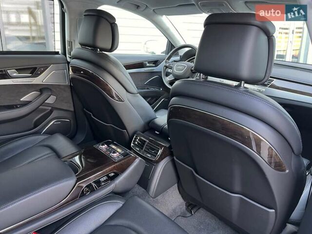 Белый Ауди А8, объемом двигателя 4.16 л и пробегом 114 тыс. км за 19900 $, фото 32 на Automoto.ua