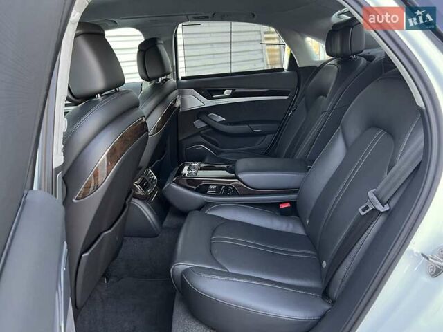 Белый Ауди А8, объемом двигателя 4.16 л и пробегом 114 тыс. км за 19900 $, фото 24 на Automoto.ua