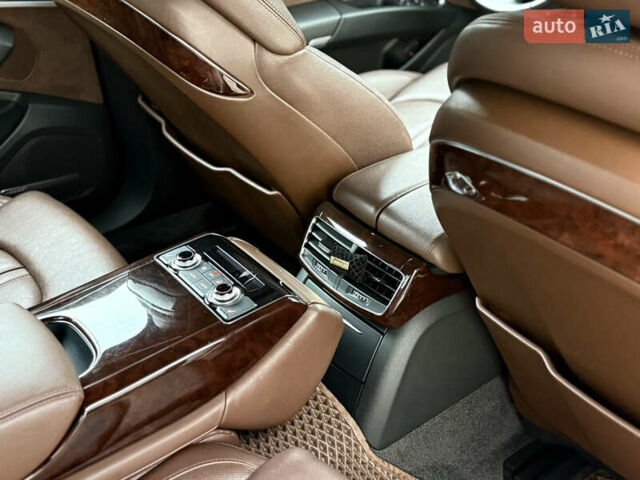 Білий Ауді A8, об'ємом двигуна 4.16 л та пробігом 287 тис. км за 16800 $, фото 24 на Automoto.ua