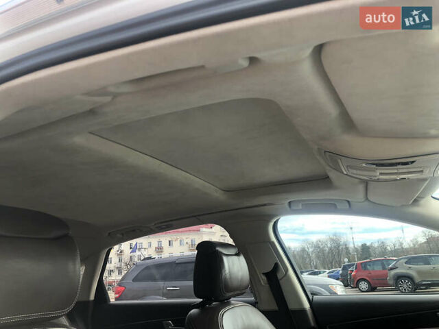 Белый Ауди А8, объемом двигателя 2.97 л и пробегом 205 тыс. км за 19000 $, фото 40 на Automoto.ua