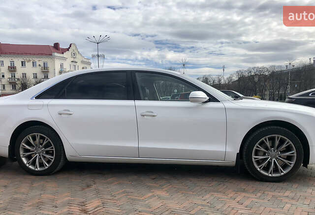 Белый Ауди А8, объемом двигателя 2.97 л и пробегом 205 тыс. км за 19000 $, фото 6 на Automoto.ua