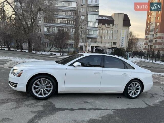 Белый Ауди А8, объемом двигателя 4.2 л и пробегом 282 тыс. км за 16500 $, фото 6 на Automoto.ua