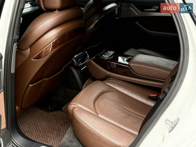 Ауди А8 2012 в Одессе на Automoto.ua Белый Ауди А8, объемом двигателя 4.16 л и пробегом 287 тыс. км за 16800 $, фото 19 на Automoto.ua