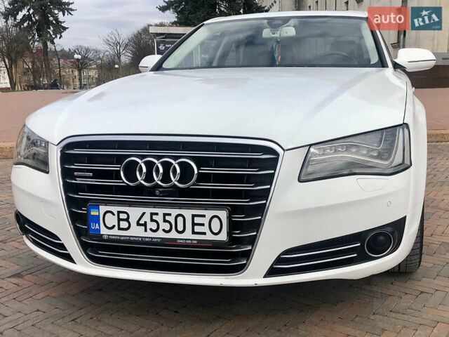 Белый Ауди А8, объемом двигателя 2.97 л и пробегом 205 тыс. км за 19000 $, фото 1 на Automoto.ua