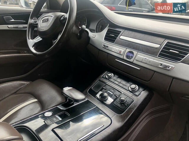 Белый Ауди А8, объемом двигателя 2.97 л и пробегом 205 тыс. км за 19000 $, фото 30 на Automoto.ua
