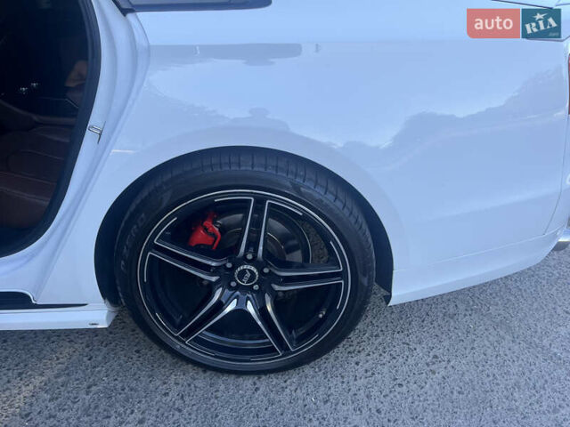 Белый Ауди А8, объемом двигателя 2.97 л и пробегом 203 тыс. км за 32000 $, фото 8 на Automoto.ua