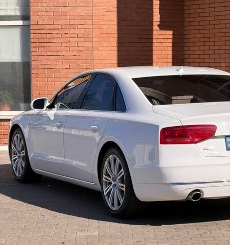 Белый Ауди А8, объемом двигателя 3 л и пробегом 257 тыс. км за 14999 $, фото 8 на Automoto.ua