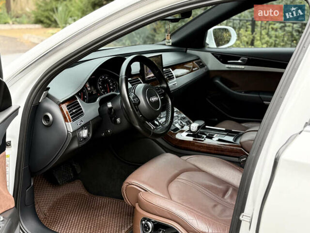 Ауди А8 2012 в Одессе на Automoto.ua Белый Ауди А8, объемом двигателя 4.16 л и пробегом 287 тыс. км за 16800 $, фото 22 на Automoto.ua