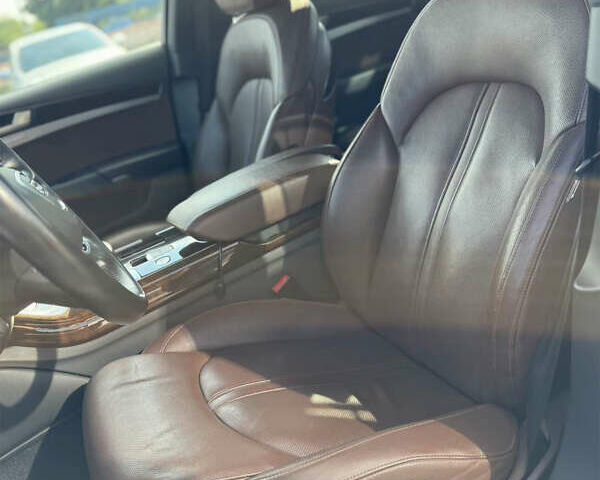 Белый Ауди А8, объемом двигателя 3 л и пробегом 143 тыс. км за 18300 $, фото 19 на Automoto.ua