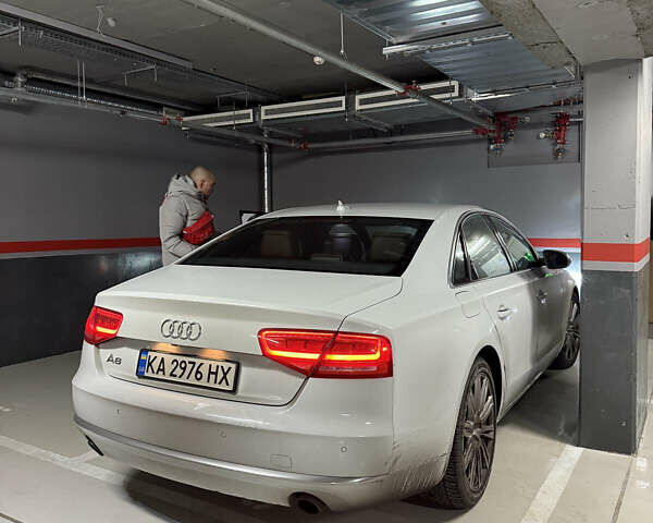 Белый Ауди А8, объемом двигателя 3 л и пробегом 143 тыс. км за 18300 $, фото 4 на Automoto.ua
