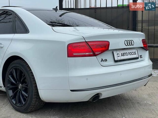 Белый Ауди А8, объемом двигателя 3 л и пробегом 290 тыс. км за 18990 $, фото 7 на Automoto.ua