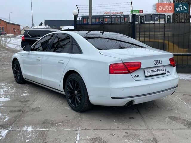 Белый Ауди А8, объемом двигателя 3 л и пробегом 290 тыс. км за 18990 $, фото 4 на Automoto.ua