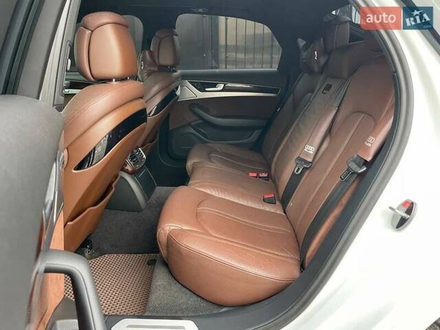 Белый Ауди А8, объемом двигателя 3 л и пробегом 290 тыс. км за 18990 $, фото 9 на Automoto.ua