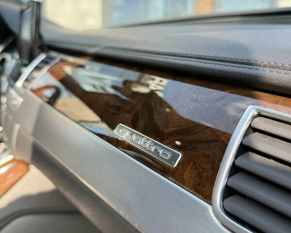 Белый Ауди А8, объемом двигателя 3 л и пробегом 143 тыс. км за 18300 $, фото 21 на Automoto.ua