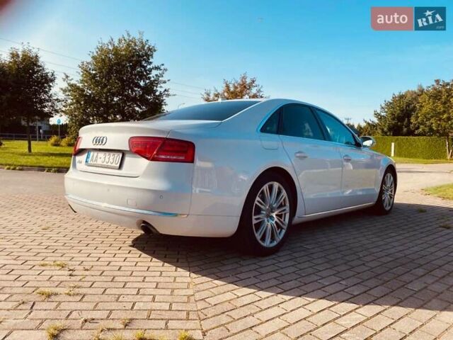 Білий Ауді A8, об'ємом двигуна 4.2 л та пробігом 80 тис. км за 25000 $, фото 13 на Automoto.ua