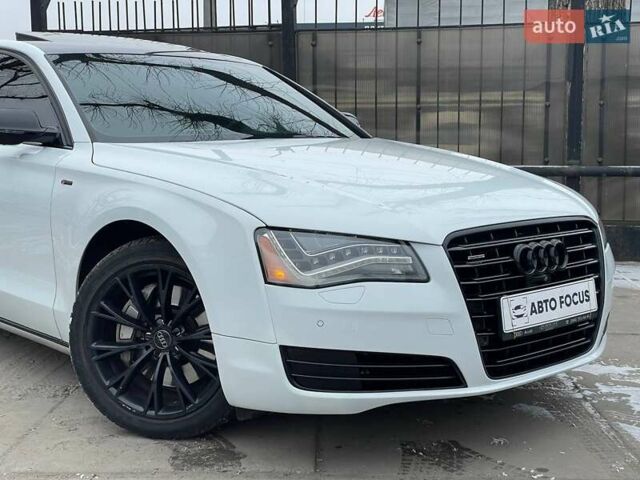 Белый Ауди А8, объемом двигателя 3 л и пробегом 290 тыс. км за 18990 $, фото 3 на Automoto.ua