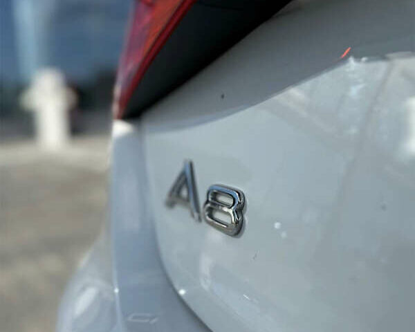 Белый Ауди А8, объемом двигателя 3 л и пробегом 143 тыс. км за 18300 $, фото 31 на Automoto.ua