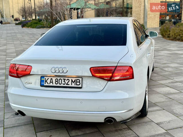 Білий Ауді A8, об'ємом двигуна 6.3 л та пробігом 187 тис. км за 20500 $, фото 9 на Automoto.ua