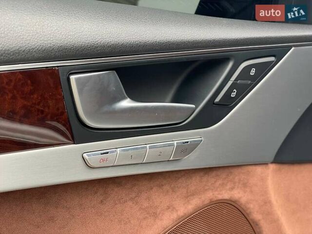 Белый Ауди А8, объемом двигателя 3 л и пробегом 290 тыс. км за 18990 $, фото 20 на Automoto.ua