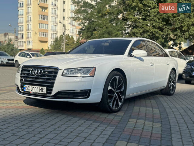 Белый Ауди А8, объемом двигателя 2.97 л и пробегом 153 тыс. км за 29900 $, фото 1 на Automoto.ua