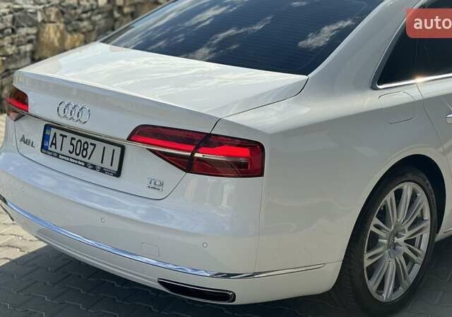 Белый Ауди А8, объемом двигателя 3 л и пробегом 158 тыс. км за 33700 $, фото 6 на Automoto.ua