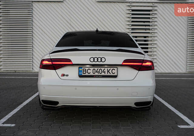 Белый Ауди А8, объемом двигателя 3.99 л и пробегом 172 тыс. км за 29000 $, фото 7 на Automoto.ua