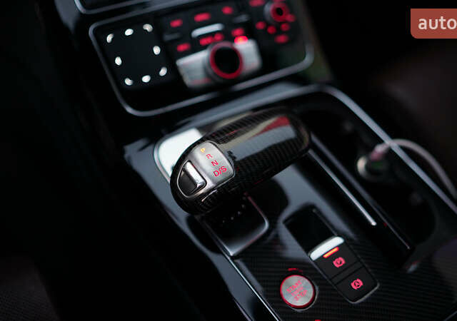 Белый Ауди А8, объемом двигателя 3.99 л и пробегом 172 тыс. км за 29000 $, фото 17 на Automoto.ua