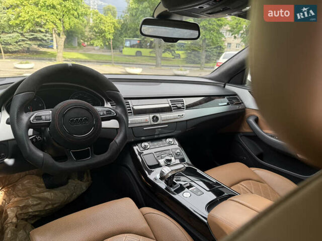 Белый Ауди А8, объемом двигателя 2.97 л и пробегом 178 тыс. км за 27900 $, фото 1 на Automoto.ua