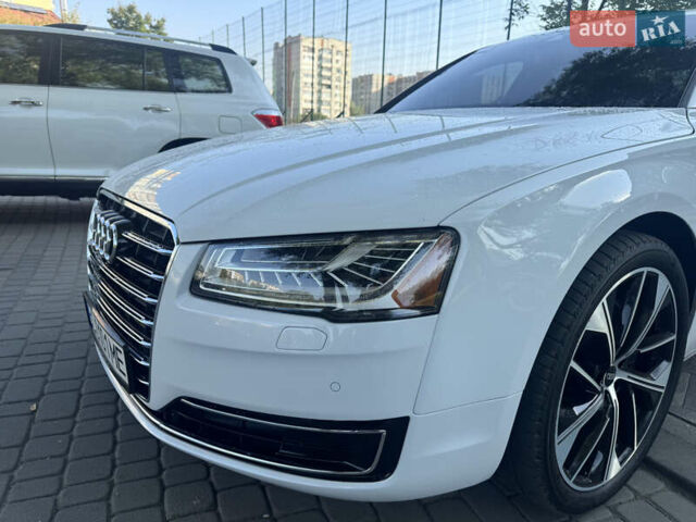 Белый Ауди А8, объемом двигателя 2.97 л и пробегом 153 тыс. км за 29900 $, фото 15 на Automoto.ua