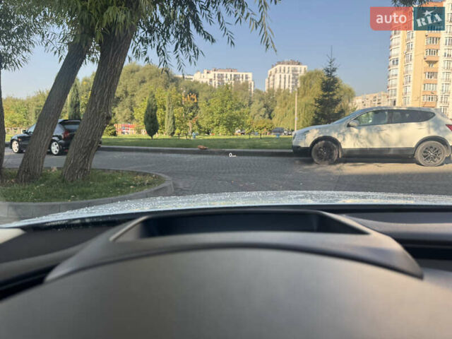 Белый Ауди А8, объемом двигателя 2.97 л и пробегом 153 тыс. км за 29900 $, фото 77 на Automoto.ua
