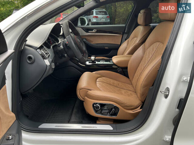 Білий Ауді A8, об'ємом двигуна 2.97 л та пробігом 178 тис. км за 28600 $, фото 26 на Automoto.ua
