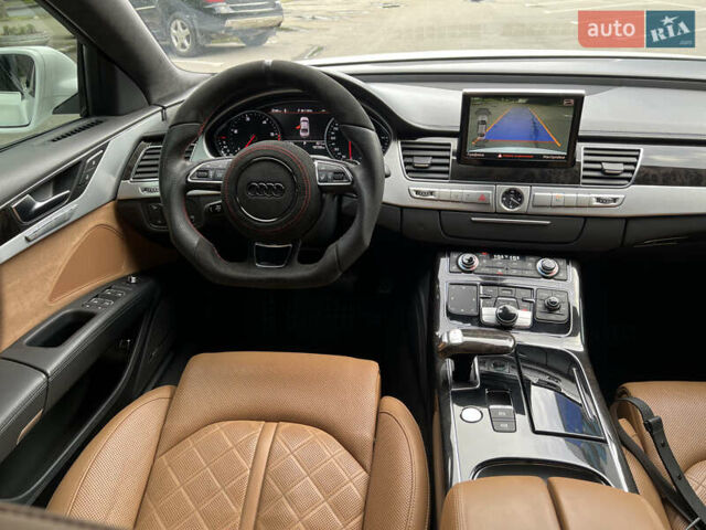Белый Ауди А8, объемом двигателя 2.97 л и пробегом 178 тыс. км за 30500 $, фото 32 на Automoto.ua