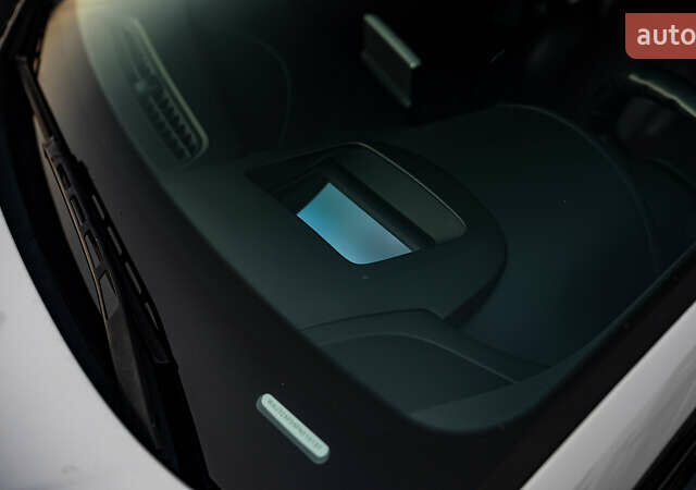 Белый Ауди А8, объемом двигателя 3.99 л и пробегом 172 тыс. км за 29000 $, фото 6 на Automoto.ua